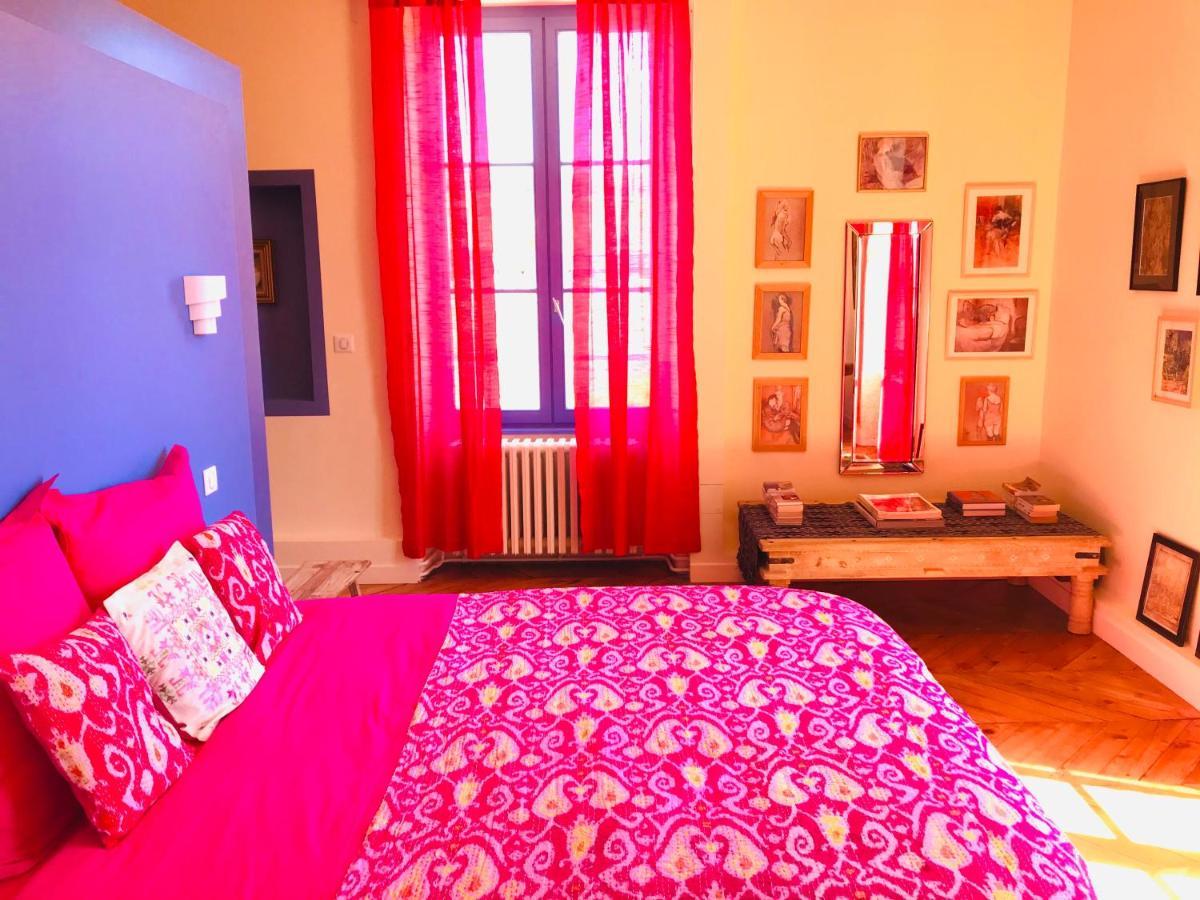 Aux Couleurs De Commarin Chambres D'Hotes ภายนอก รูปภาพ