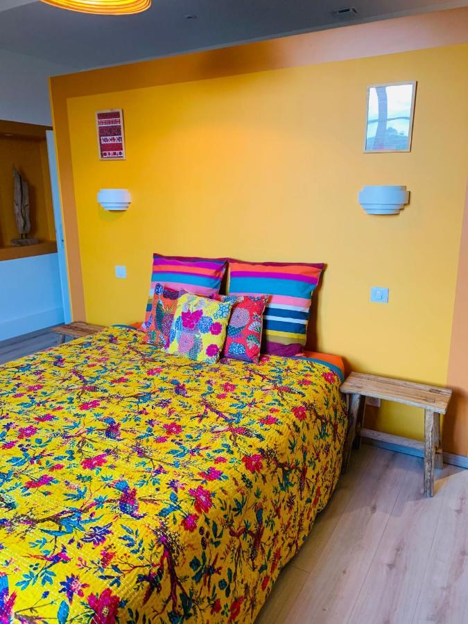 Aux Couleurs De Commarin Chambres D'Hotes ภายนอก รูปภาพ