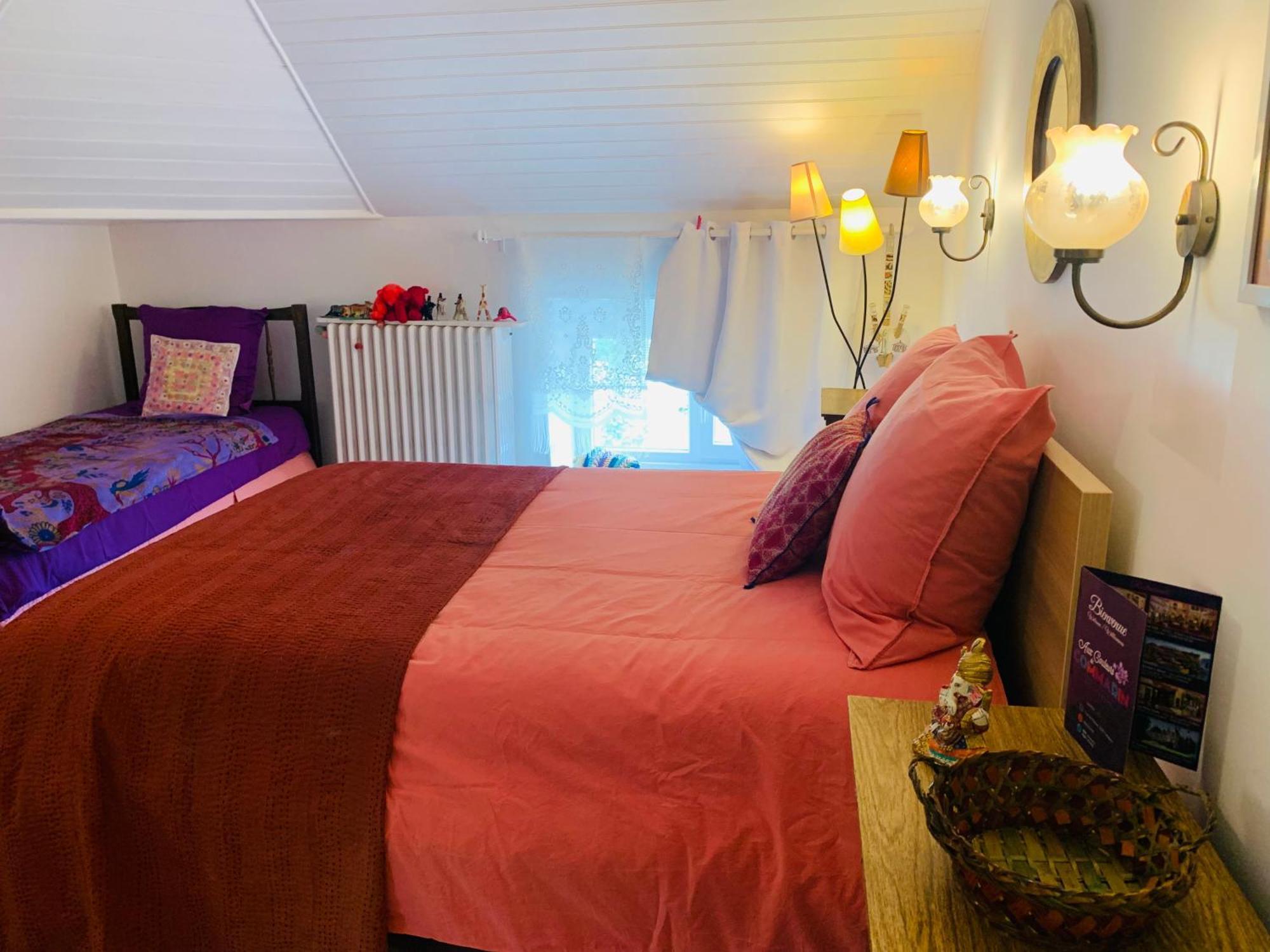 Aux Couleurs De Commarin Chambres D'Hotes ภายนอก รูปภาพ